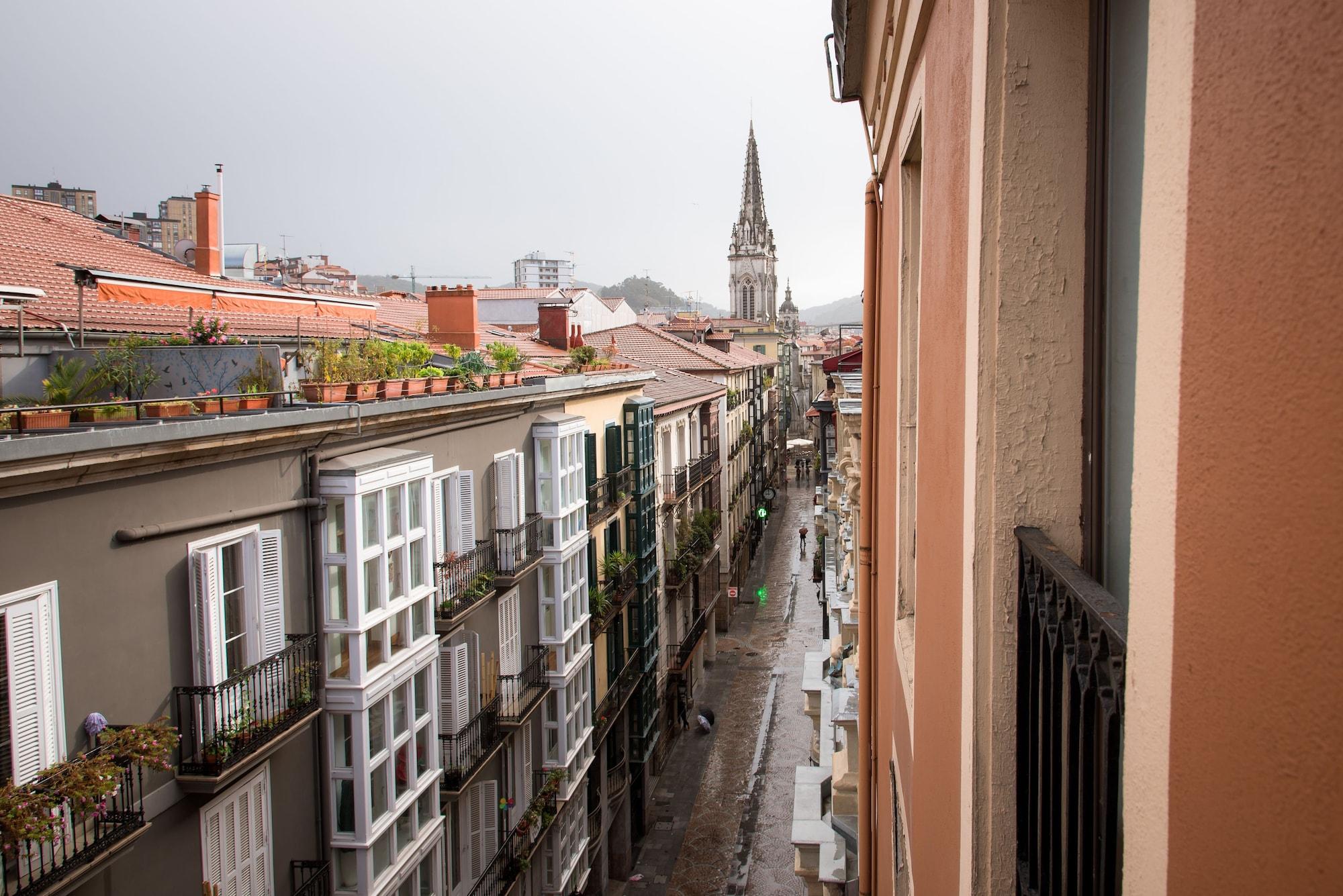 Petit Palace Arana Bilbao Exterior photo